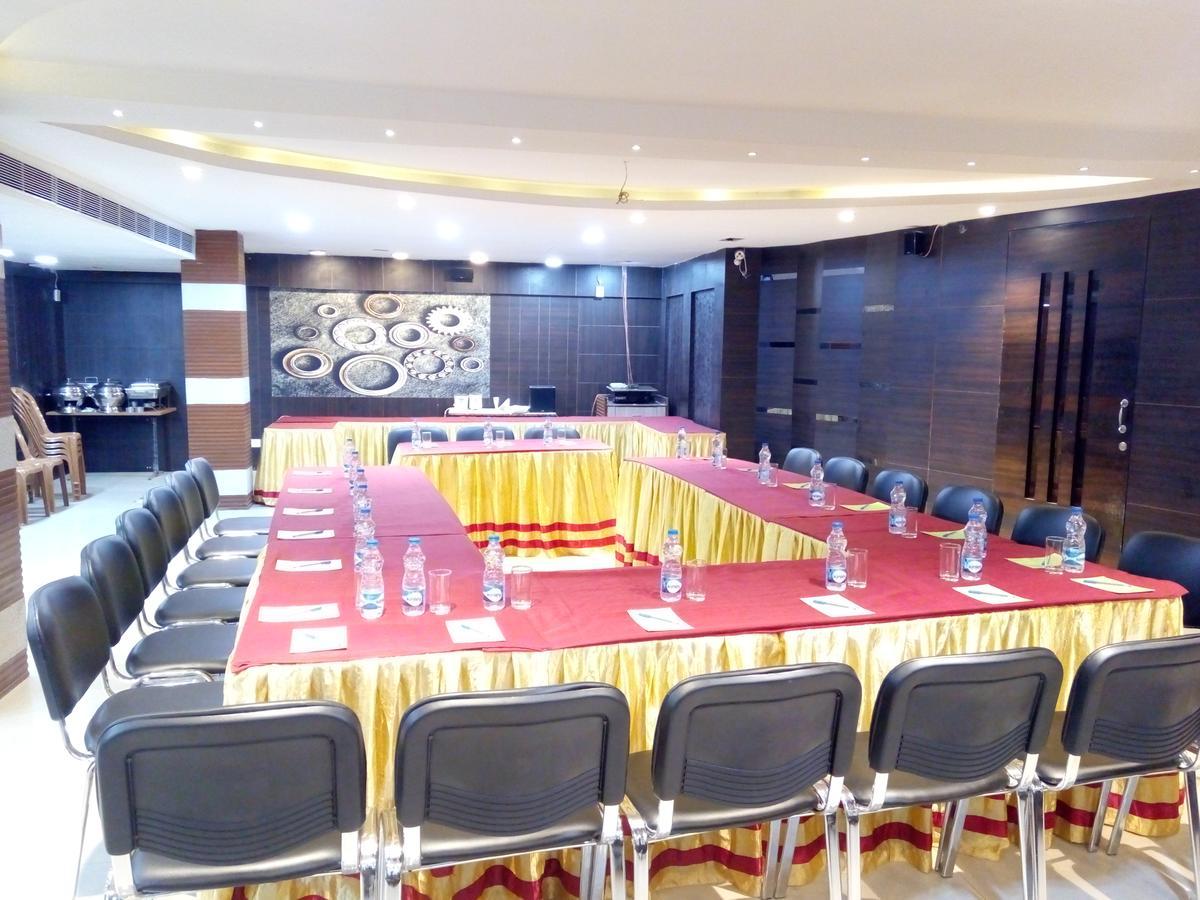 Hotel Q-Inn Kalkuta Zewnętrze zdjęcie